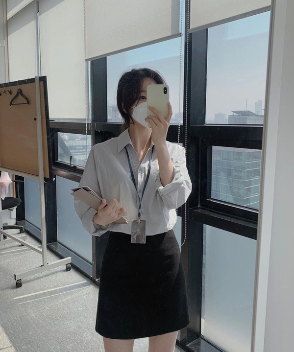 20+ Cách Phối Đồ Với Áo Sơ Mi Trắng Nam Và Nữ Đón Đầu Xu Thế