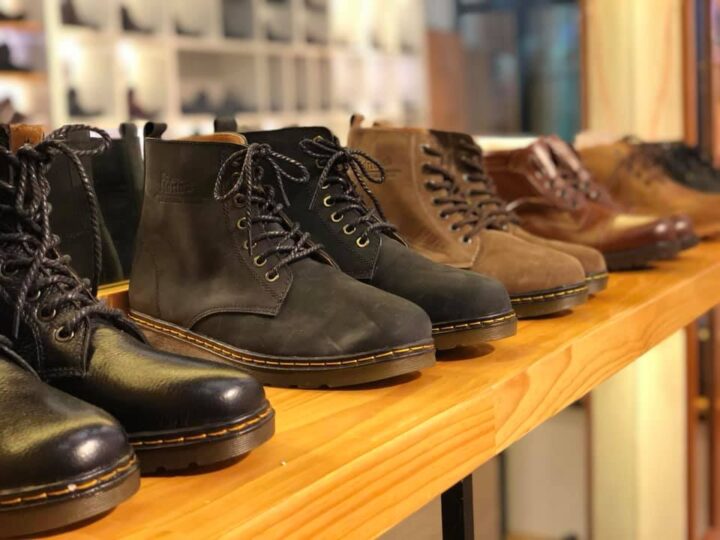 Top 5 shop giày nam ở Nha Trang đẹp và chất lượng nhất hiện nay