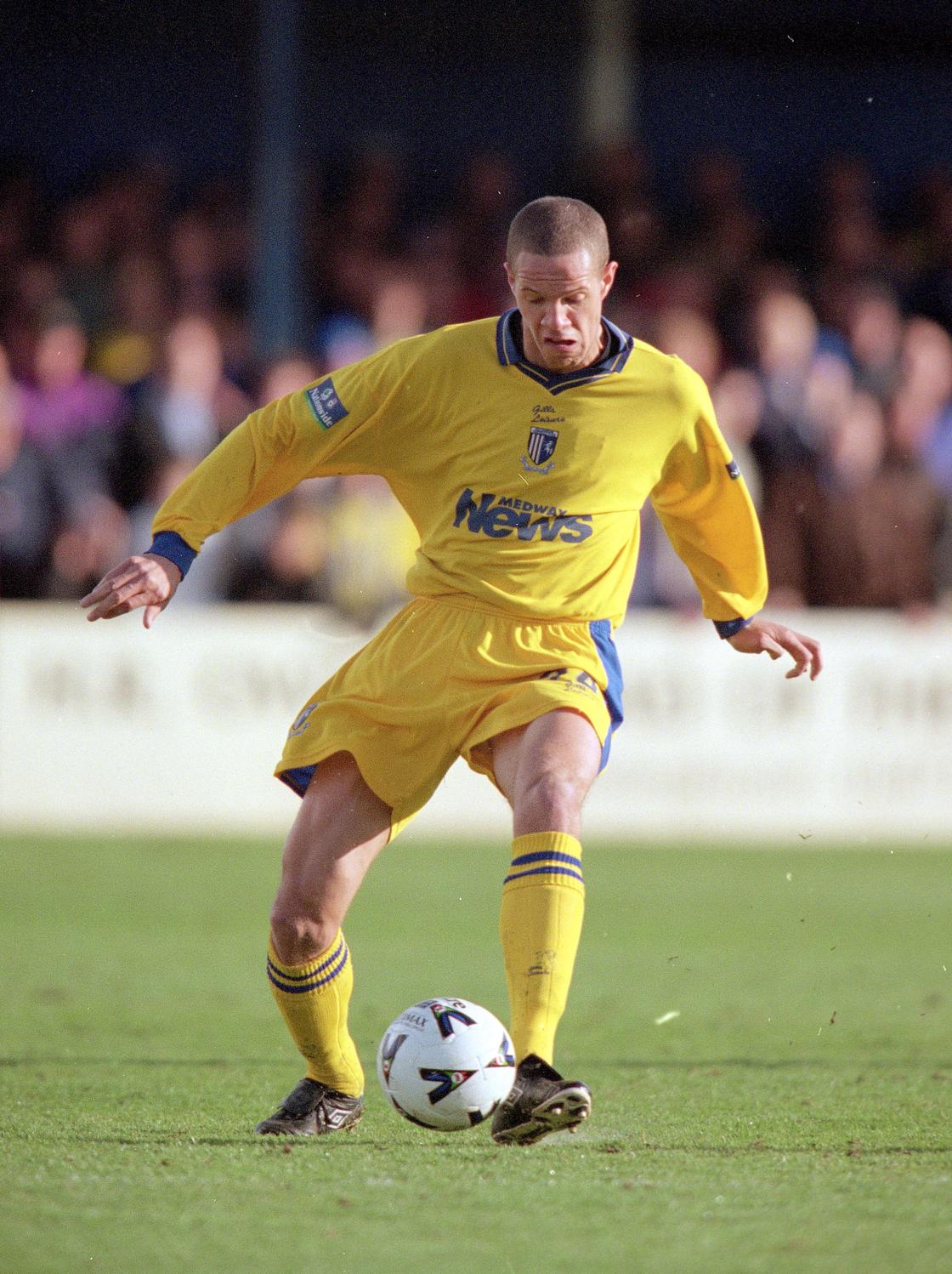 Đội bóng tệ nhất Premier League Revealed! The top 10 worst players in the Premier League ever