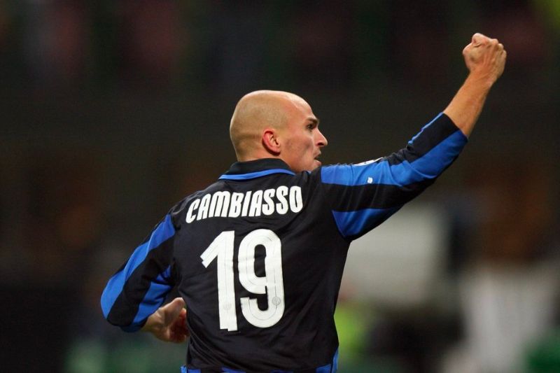 Những cầu thủ mang áo số 19 xuất sắc nhất