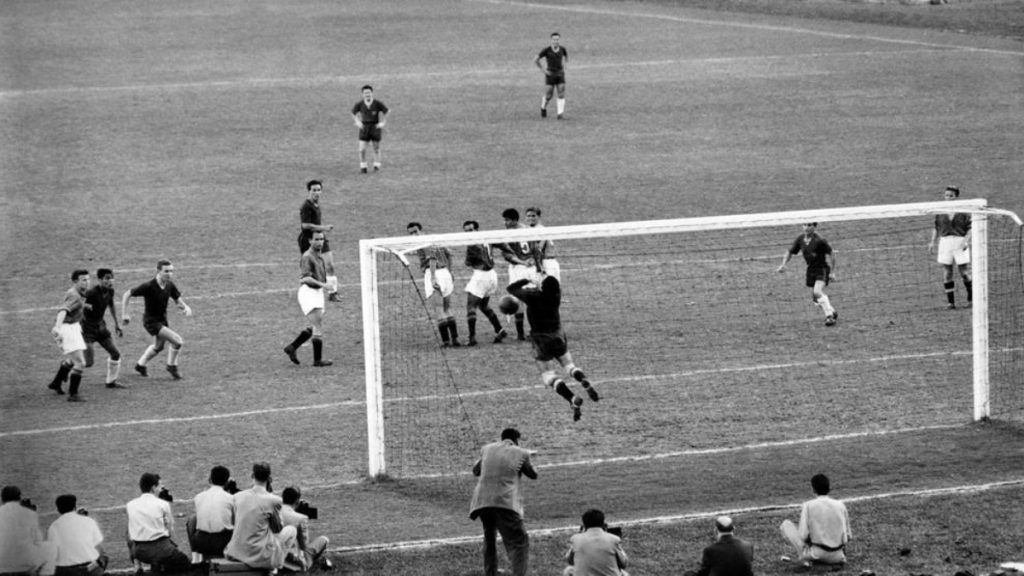 Những cầu thủ lớn tuổi nhất lịch sử La Liga - Footbalium