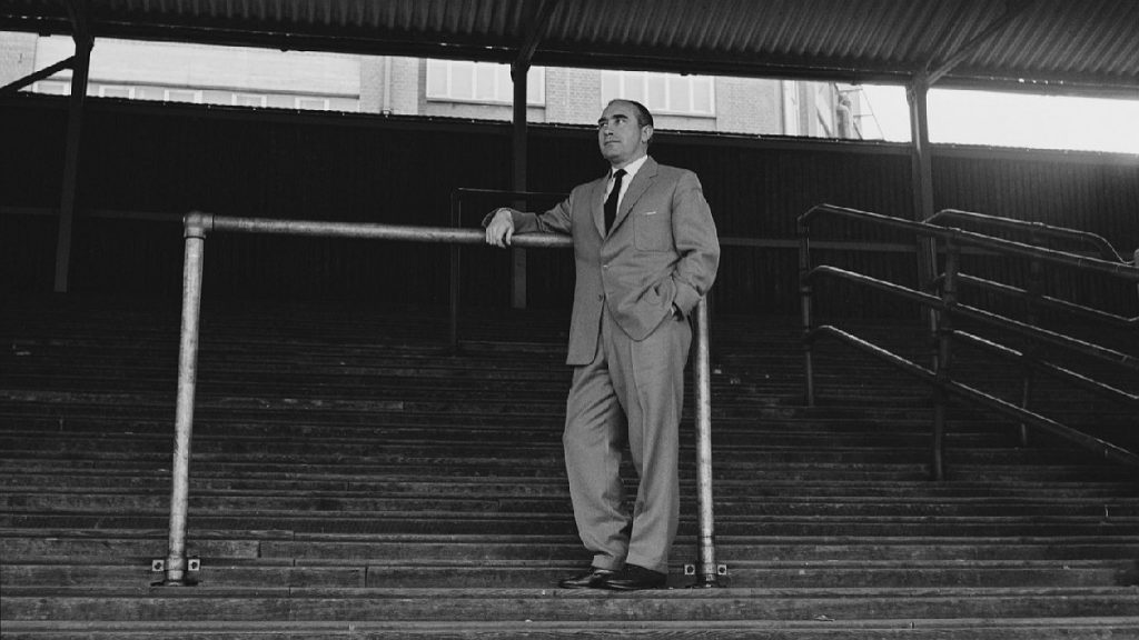 Huấn luyện viên người Anh xuất sắc nhất mọi thời đại - Footbalium