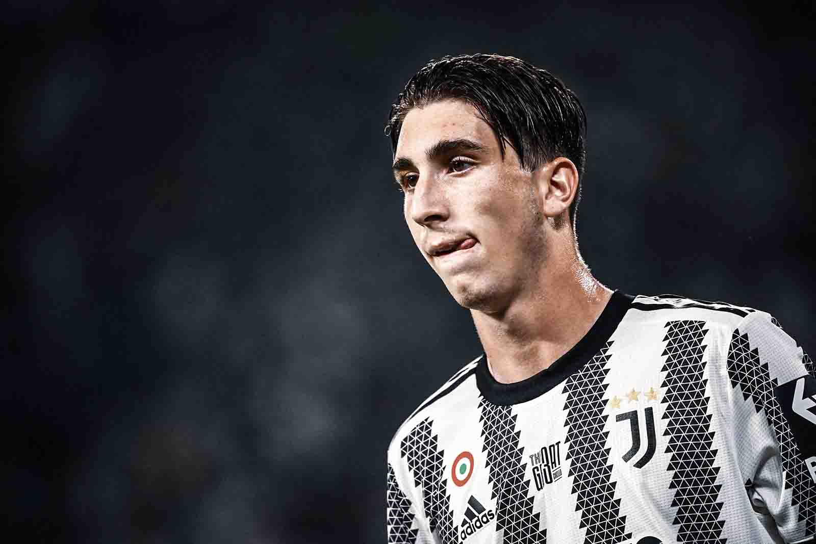 Hồ sơ Fabio Miretti, tài năng cây nhà lá vườn xuất sắc nhất của Juventus kể từ Claudio Marchisio