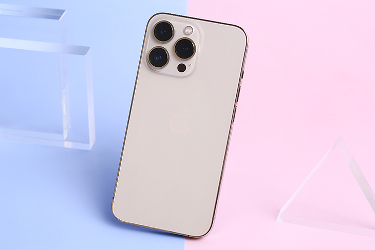 iPhone có thiết kế sang trọng, hướng tới người dùng iPhone có thiết kế sang trọng, hướng đến người dùng