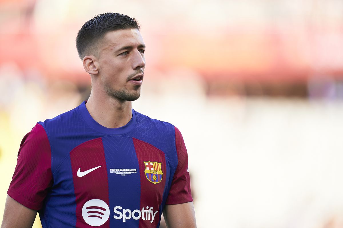 CHÍNH THỨC: Clément Lenglet gia nhập Aston Villa theo dạng cho mượn từ Barcelona - Barca Blaugranes