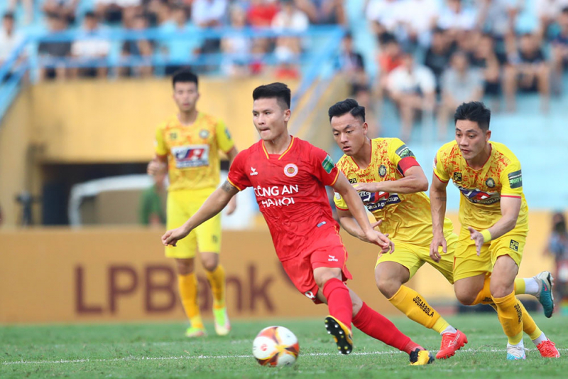 V.League trước mùa giải mới: Những “sóng” ập tới - Tạp chí điện tử Công an nhân dân