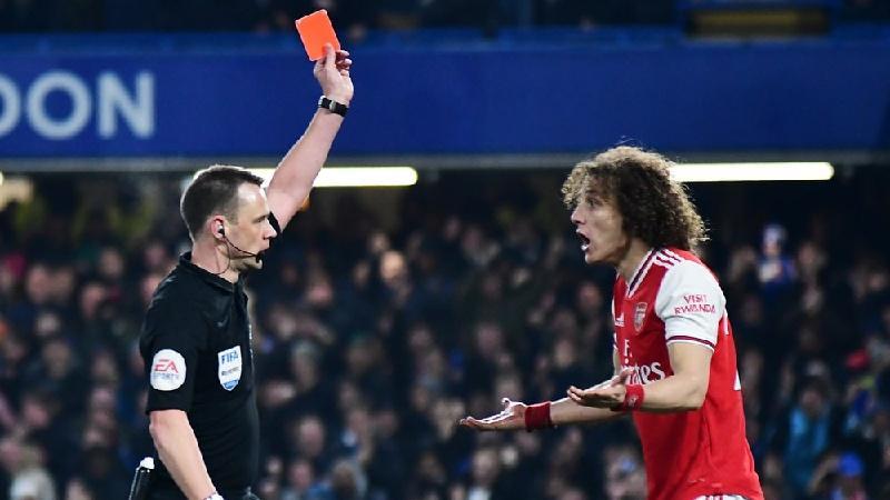 Đình chỉ là gì? Danh sách các cầu thủ bị đình chỉ lâu nhất 3 Treo giò là gì? Danh sách các cầu thủ bị đình chỉ thi đấu lâu nhất