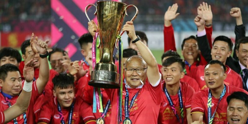 Trận bán kết lượt đi là gì? Chiến lược chơi hiệu quả nhất