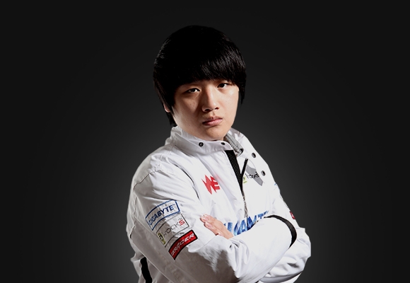 Top 10 tuyển thủ LoL thế giới bạn không nên bỏ qua