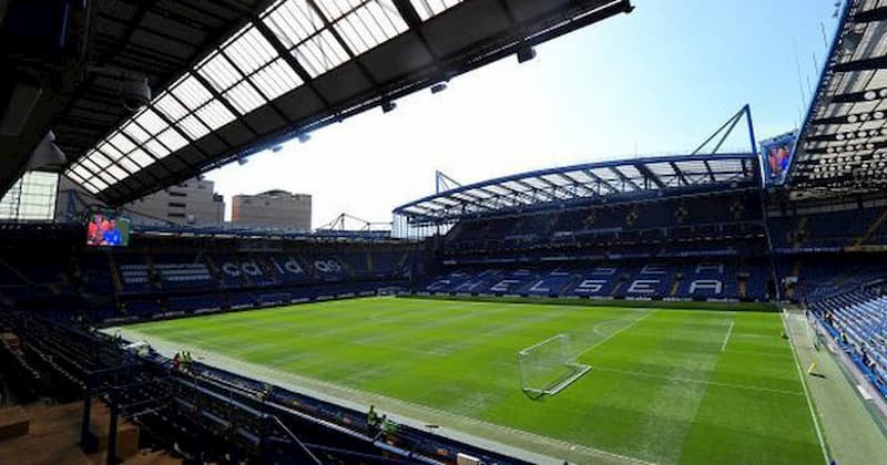 Trường trung tính là gì? Hiệu ứng của việc thi đấu trên sân trung lập