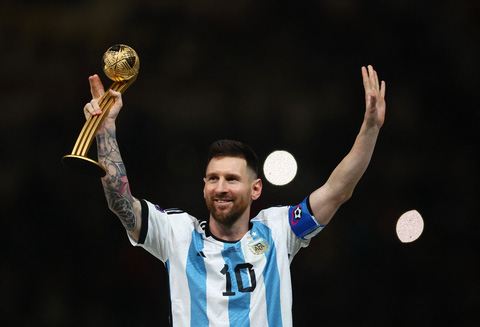 Messi là cầu thủ đầu tiên giành 2 Quả bóng vàng World Cup - Tuổi Trẻ Online