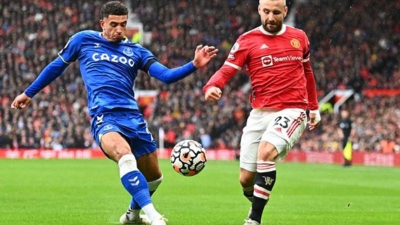 Trung Vệ Trong Bóng Đá Là Gì? Các Yếu Tố Cần Thiết Của Một Trung Vệ