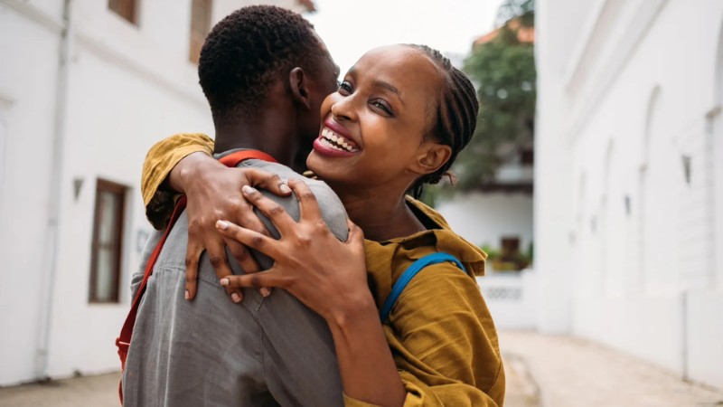 Skinship là gì? 5 mẹo để chiếm được trái tim người yêu