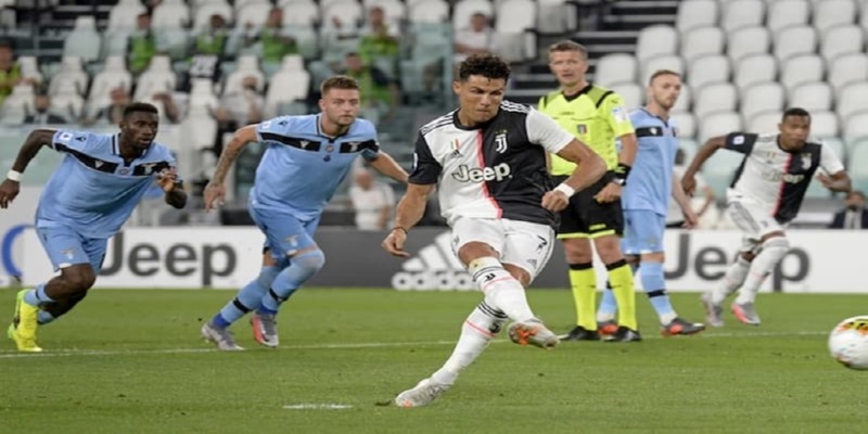 Double là gì? Giải thích các thuật ngữ liên quan đến bóng đá