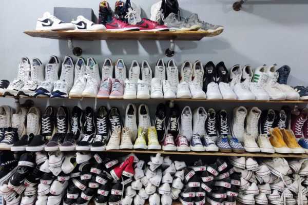 2gloves là gì? Các cửa hàng bán 2gloves đẹp nhất 4 Giày 2hand là gì - Lựa chọn cửa hàng uy tín