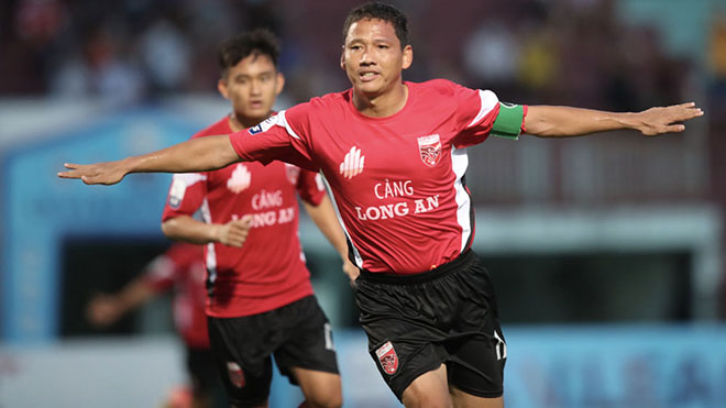 Thêm Anh Đức, HLV Park Hang-seo có hàng công tuyển Việt Nam đầy bất ngờ | baotintuc.vn