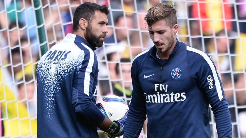 Thành thật mà nói, tài năng của thủ môn Salvatore Sirigu không lớn Thực sự thì tài năng của thủ môn Salvatore Sirigu không phải là lớn