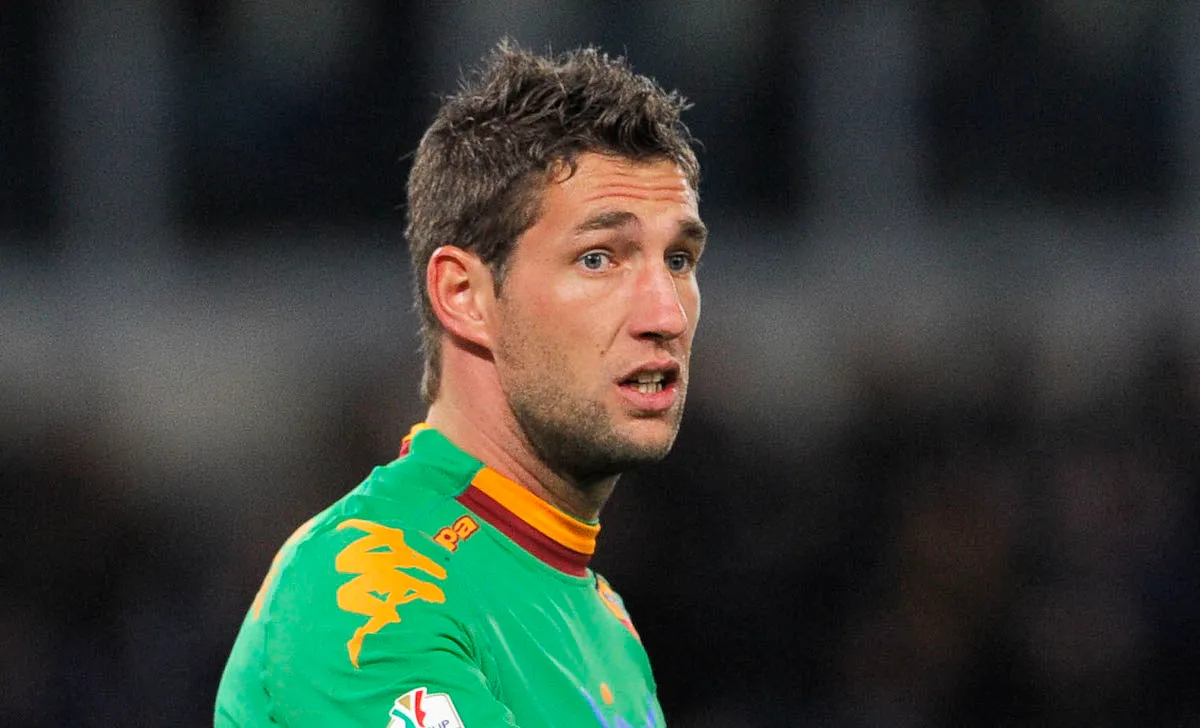 Maarten Stekelenburg là ai? – Sự nghiệp của cựu cầu thủ người Hà Lan – blognongnghiep.edu.vn