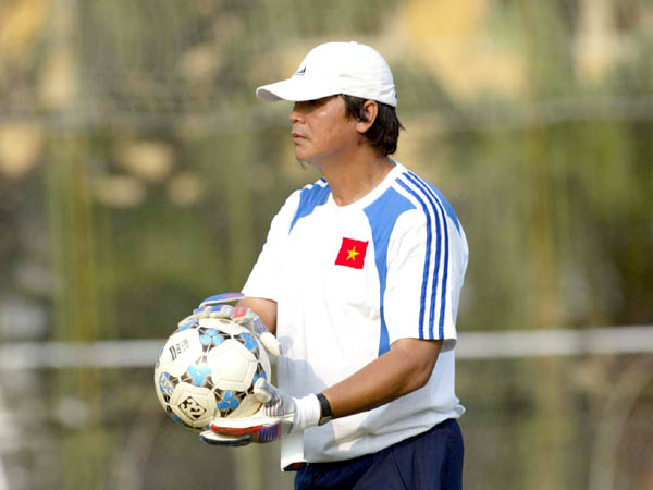 Cựu trợ lý HLV ĐT Việt Nam, Trần Văn Khánh: 'Thủ môn Việt Nam không có trường phái'