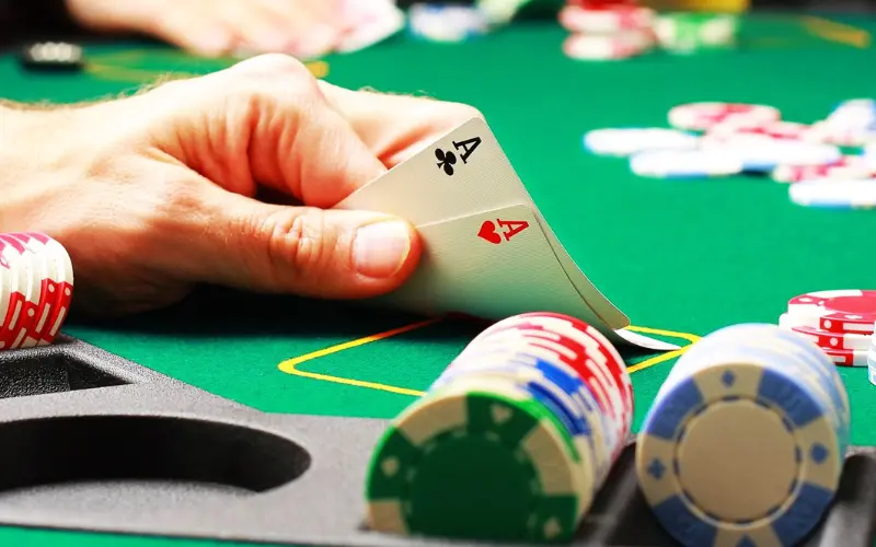 Thứ tự bài Poker: Xếp hạng bài từ mạnh nhất đến yếu nhất - XO88