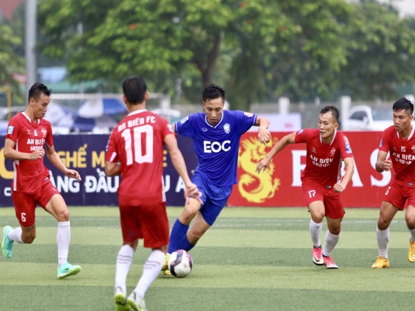 Cách đá tiền đạo sân 7 thành sát thủ ghi bàn trên sân phủi