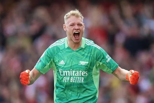 5 cầu thủ Arsenal xuất sắc nhất mọi thời đại