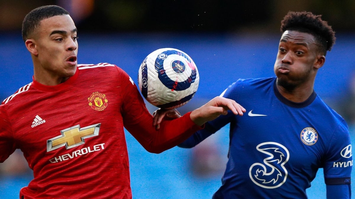 Xác định tư thế không tự nhiên của tay là tiêu chí quan trọng nhất trong luật