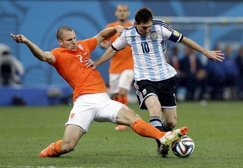 Đội Hình 4-5-1 - Chiến Thuật Phòng Ngự Chắc Chắn