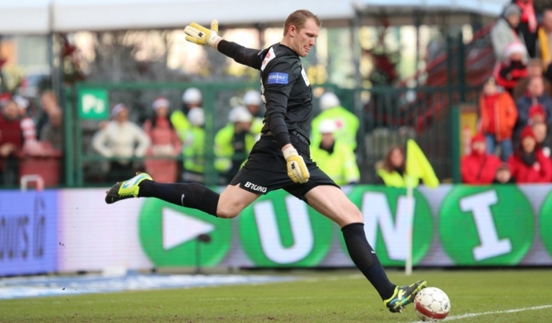 Danh sách những thủ môn cao nhất thế giới