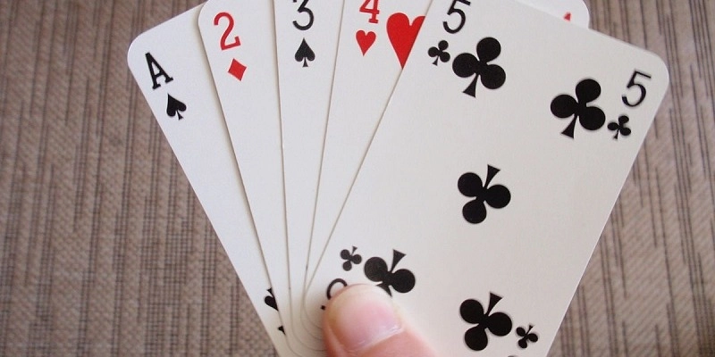 Xì dách A có giá trị là 1