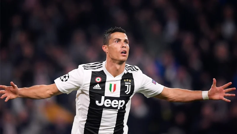 Biệt danh chú ong nhỏ thể hiện tốc độ của Ronaldo