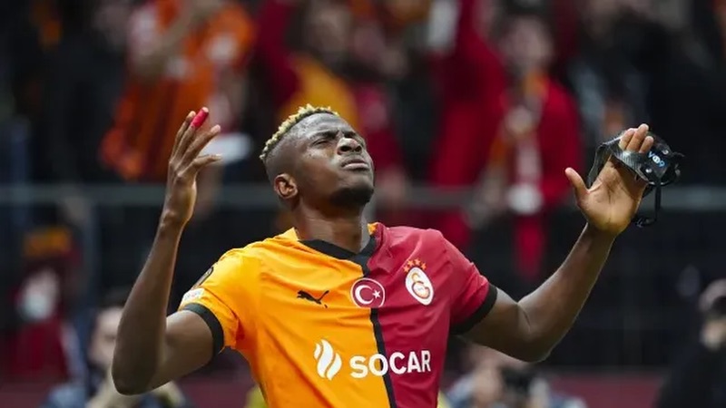 Nhưng có vẻ anh đang tự khiến sự nghiệp của mình khó khăn Victor Osimhen và những thử thách