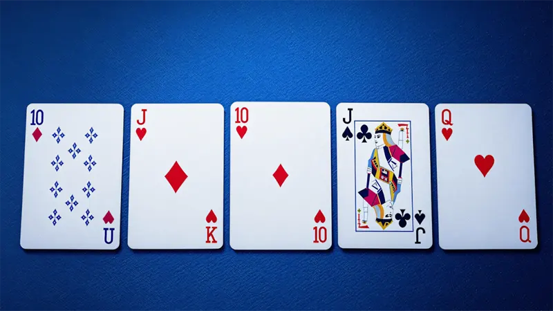 So sánh luật 3 đôi thông trong các game bài khác nhau