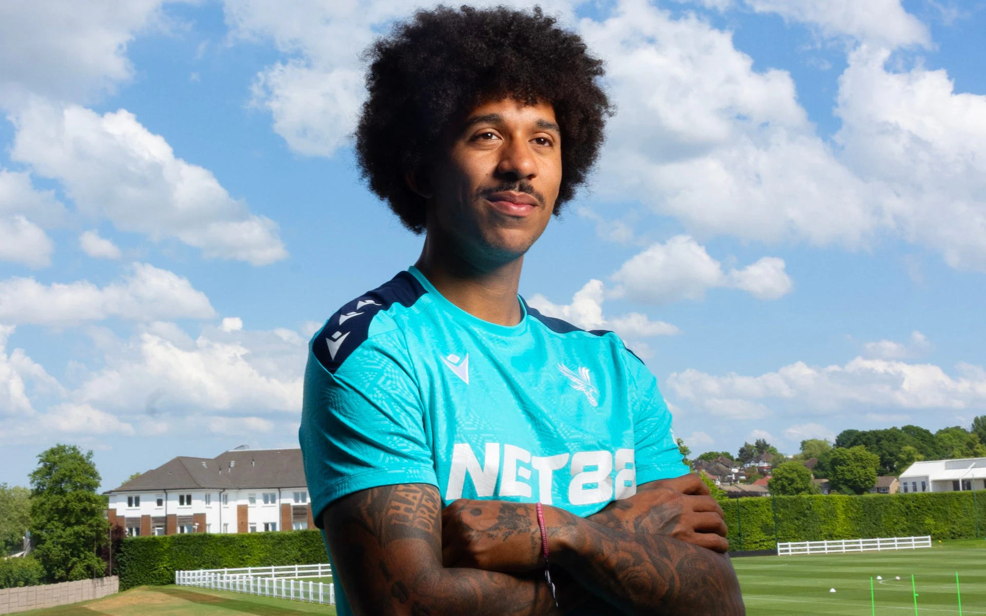 Chân dung Chris Richards - Người Mỹ quyết tâm xóa bỏ định kiến bóng đá tại Anh