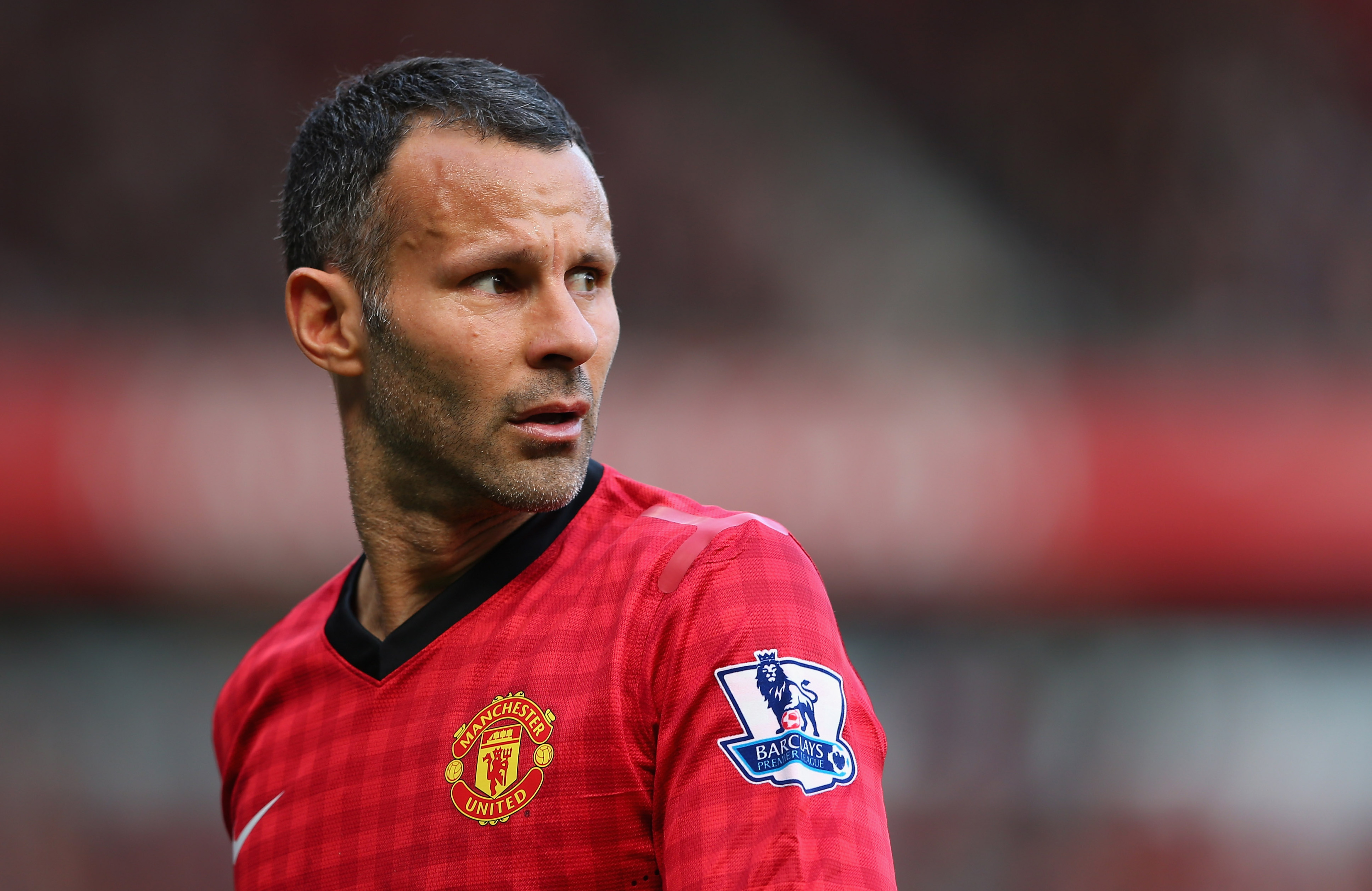 Sự Nghiệp Cầu Thủ Ryan Giggs: Huyền Thoại Bất Tử Của Man United